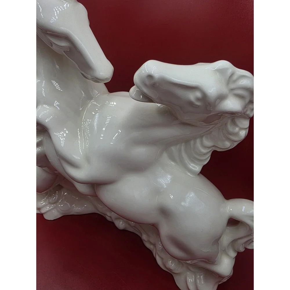 Vintage 1983/85 White Ceramic Horses Statue Signed 12.5" Equestrian Decor Rare - Picture 4 of 16